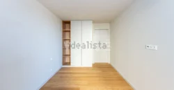 Apartamento T4 à venda na Alameda Jardins da Arrábida, 1145 em Porto