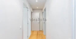 Apartamento T4 à venda na Alameda Jardins da Arrábida, 1145 em Porto