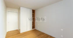 Apartamento T4 à venda na Alameda Jardins da Arrábida, 1145 em Porto