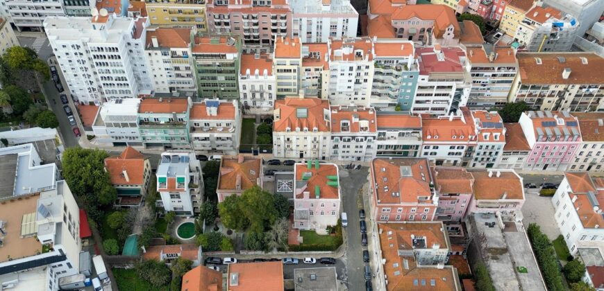 T2 + 1 à Venda em Lisboa