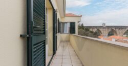 Moradia T5+1 com Piscina em Lisboa