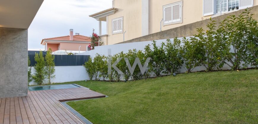 Moradia T3+1 à Venda em Cascais