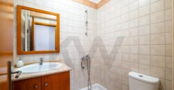 Moradia Exclusiva Com Piscina, Jardim e Vista Deslumbrante – São Miguel De Alcainça