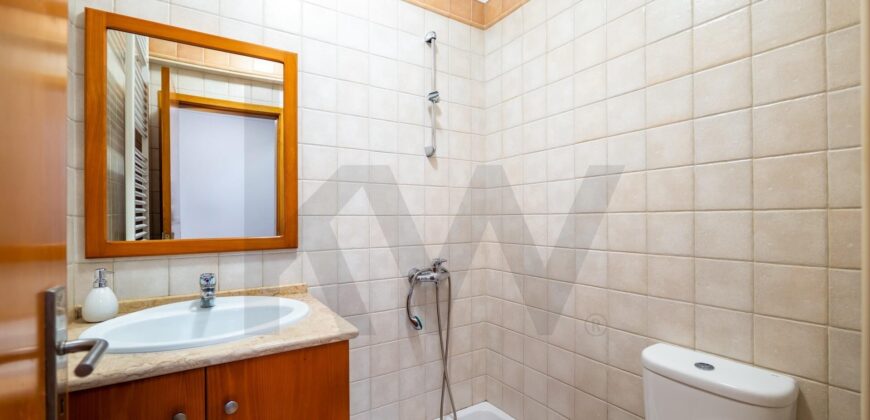 Moradia Exclusiva Com Piscina, Jardim e Vista Deslumbrante – São Miguel De Alcainça