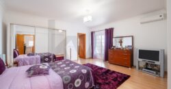 Moradia Exclusiva Com Piscina, Jardim e Vista Deslumbrante – São Miguel De Alcainça