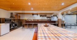 Moradia Exclusiva Com Piscina, Jardim e Vista Deslumbrante – São Miguel De Alcainça