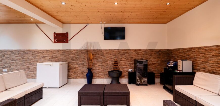 Moradia Exclusiva Com Piscina, Jardim e Vista Deslumbrante – São Miguel De Alcainça