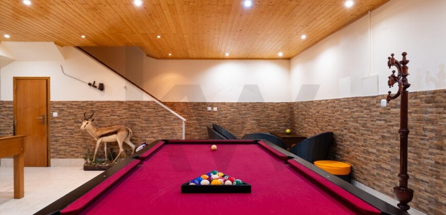 Moradia Exclusiva Com Piscina, Jardim e Vista Deslumbrante – São Miguel De Alcainça