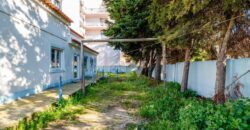 Moradia T8 Renovada no Centro do Carregado com Jardim e 3 Utilizações Independentes