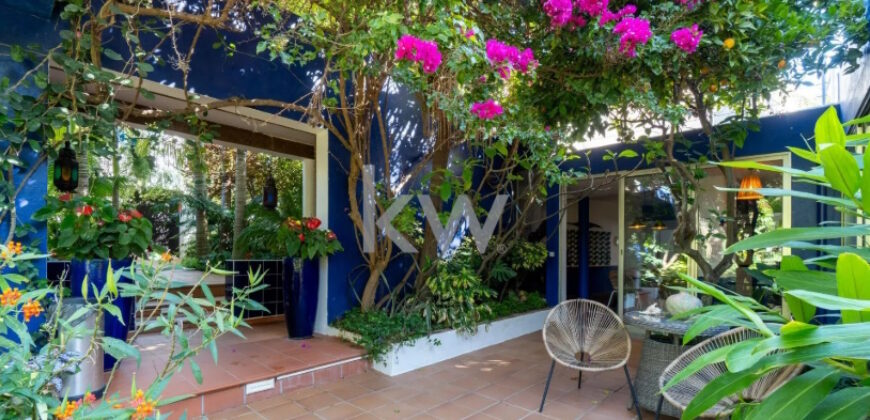 Majestoso Hotel com Jardim Tropical