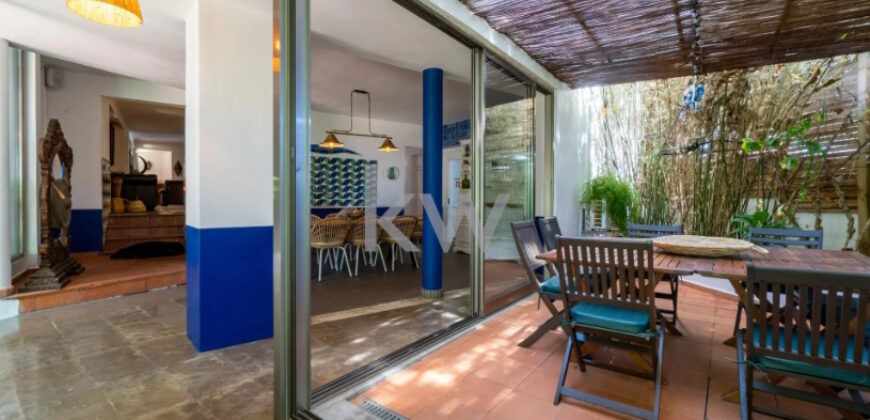 Majestoso Hotel com Jardim Tropical