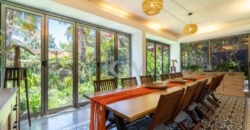 Majestoso Hotel com Jardim Tropical