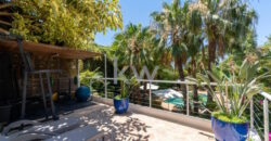 Majestoso Hotel com Jardim Tropical