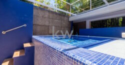 Majestoso Hotel com Jardim Tropical