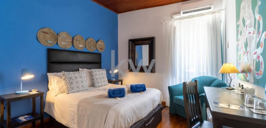 Majestoso Hotel com Jardim Tropical